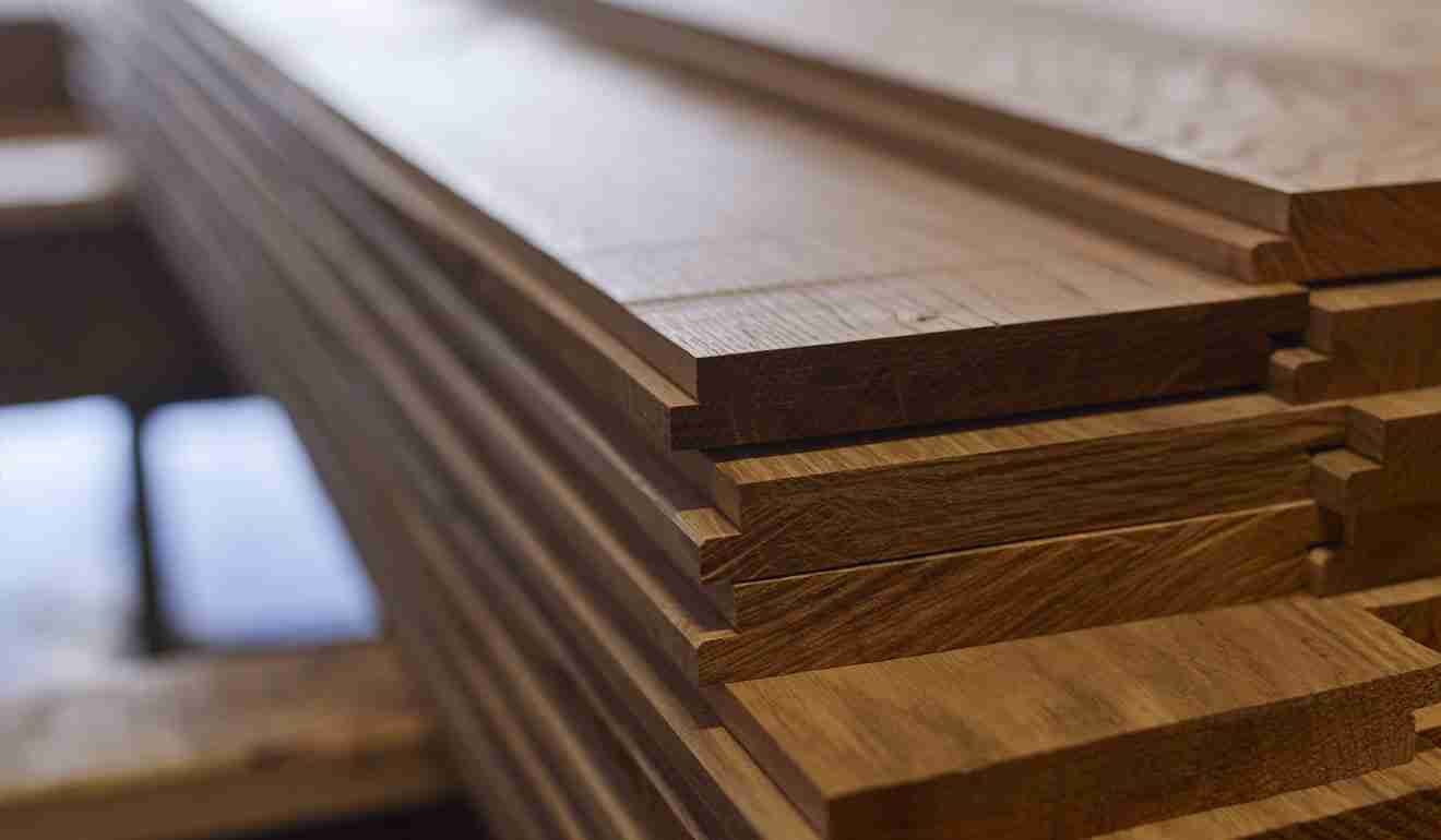 Tavole di legno per realizzazioni.