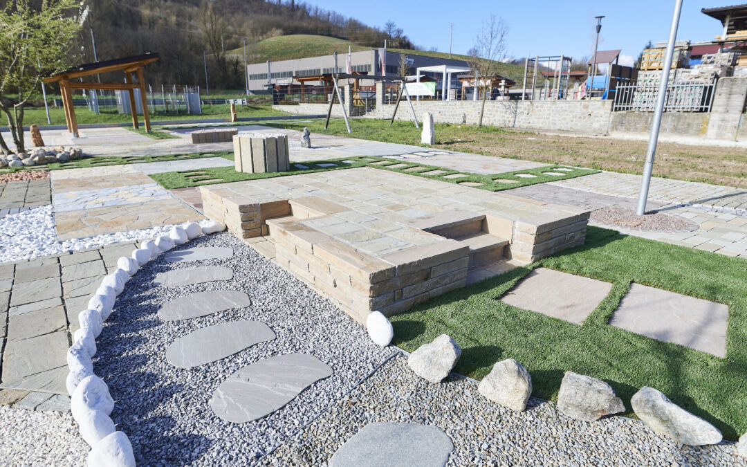 Arredo giardino in pietra e con ciottoli: 6 idee per valorizzare gli spazi